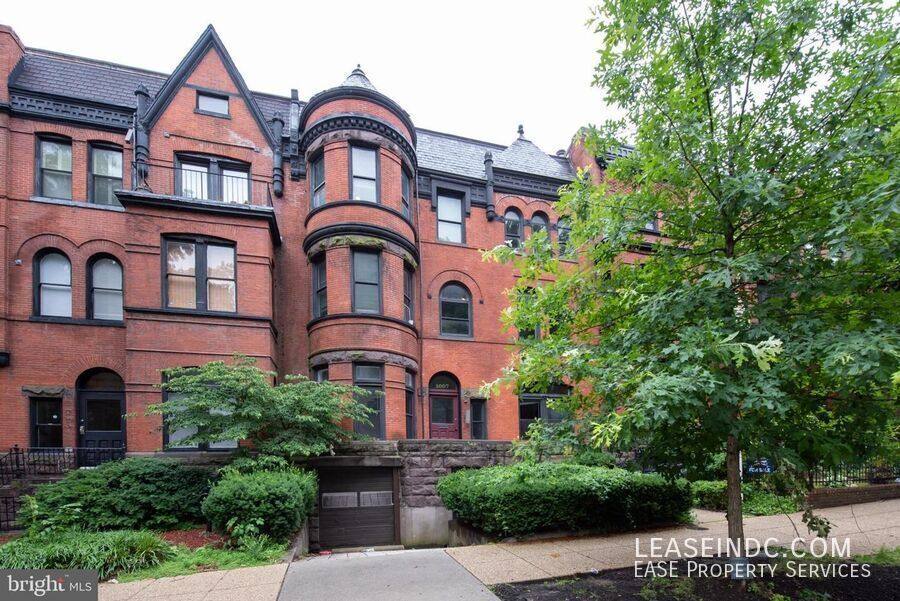 Apartment for rent at 1007 New Hampshire Ave NW #2, Washington, DC 20037