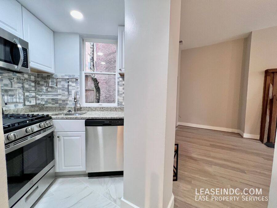Apartment for rent at 1007 New Hampshire Ave NW #2, Washington, DC 20037