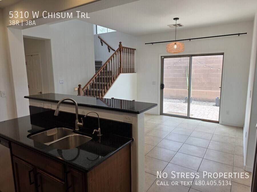 Townhouse for rent at 5310 W Chisum Trail, Phoenix, AZ 85083