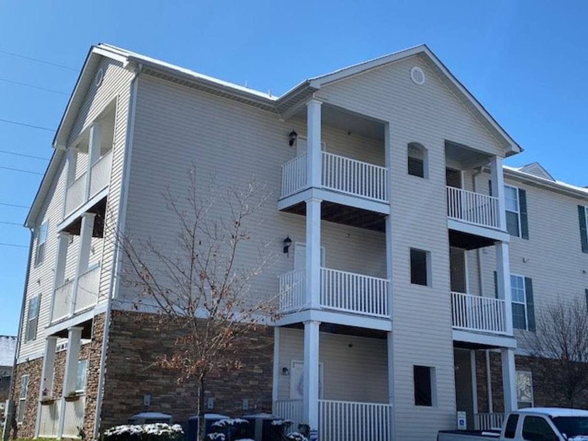 Condo for rent at 3015 Winston Dr, Burlington, NC 27215