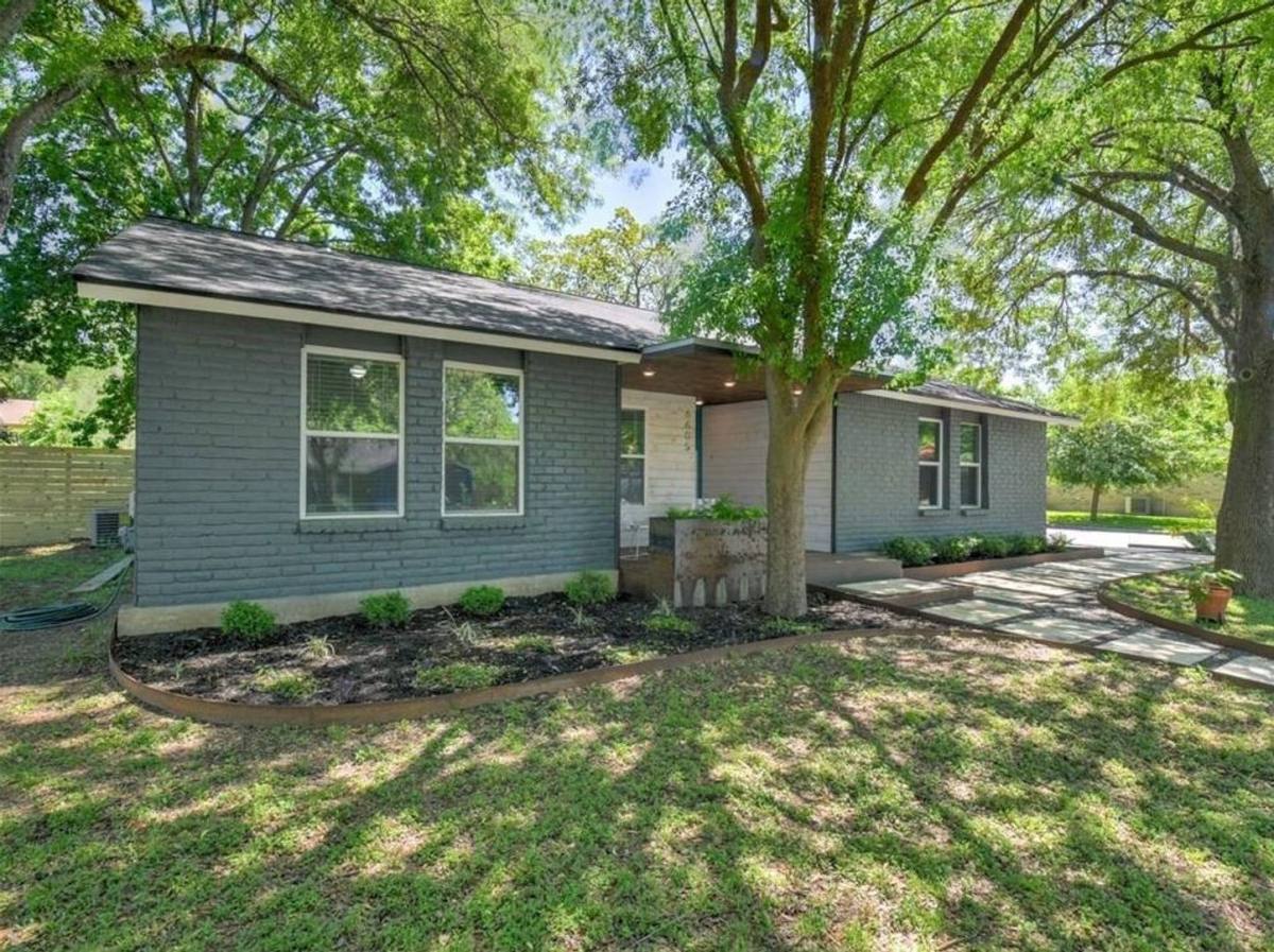 House for rent at 6605 Clubway, Austin, TX 78745