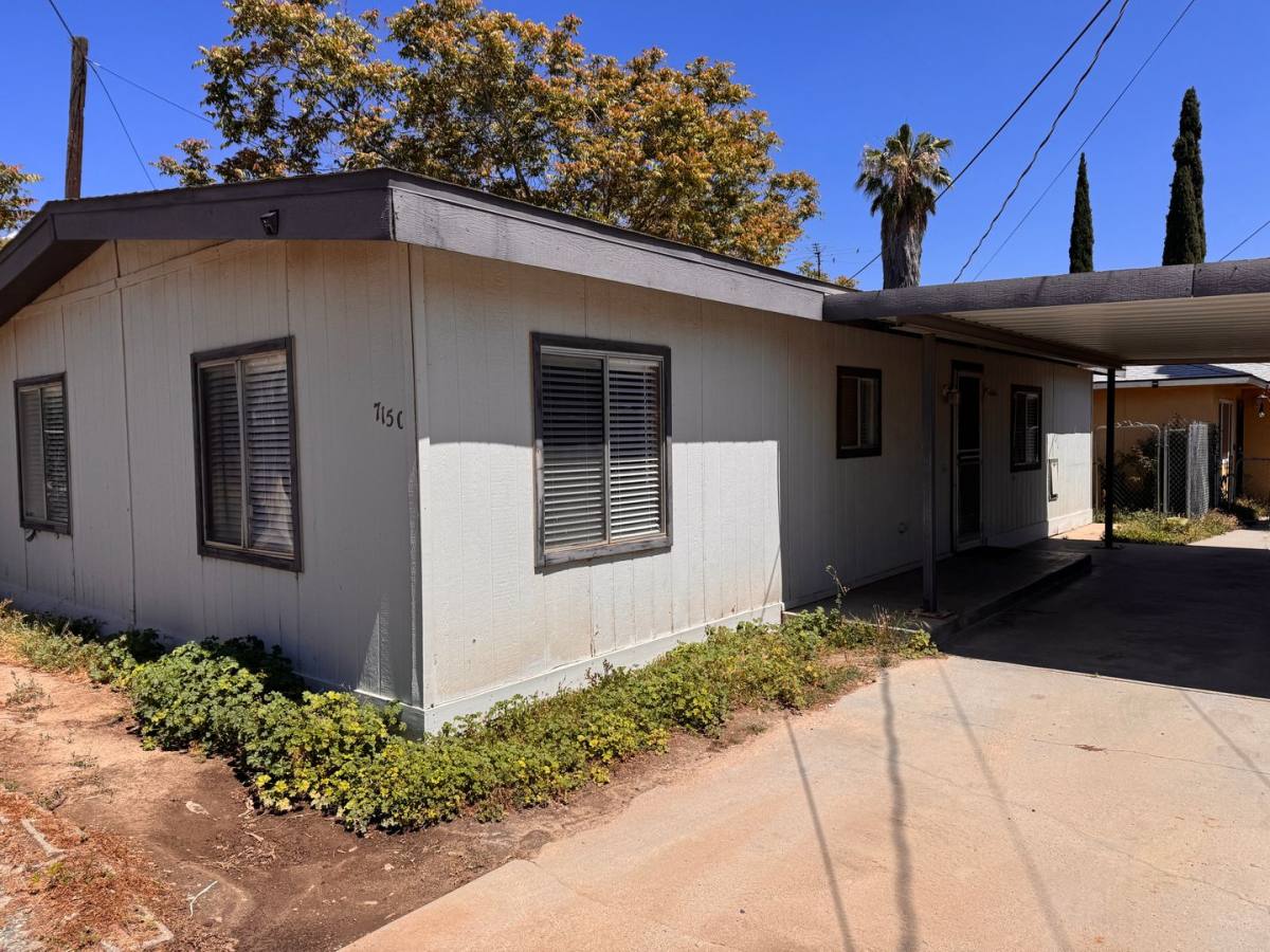 715 Massachusetts Ave Units A, B, & C, Beaumont, CA 92223 - Apartment for Rent