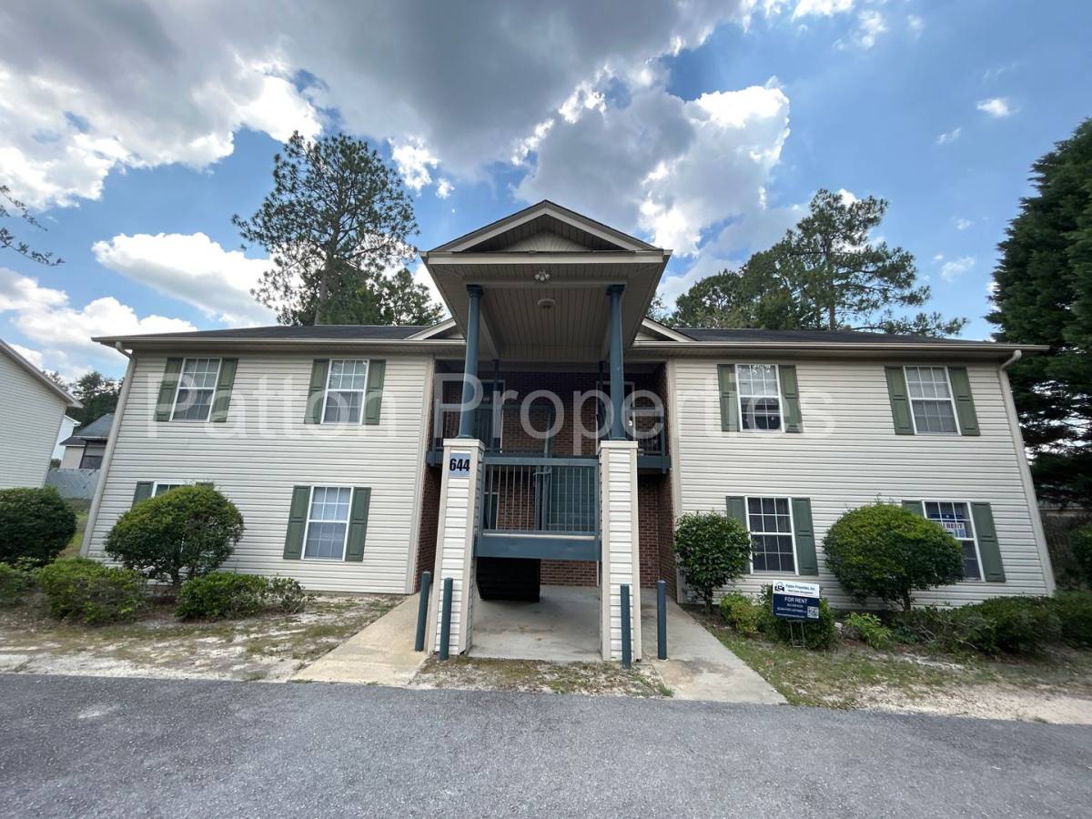 Apartment for rent at 644 Old Orangeburg Rd, Lexington, SC 29073