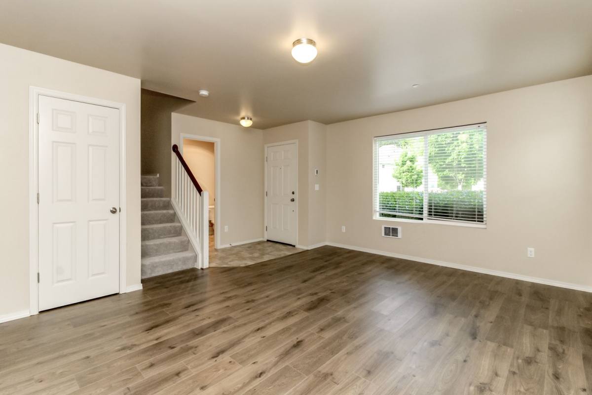 House for rent at 1360 Sinclair Dr, Dupont, WA 98327