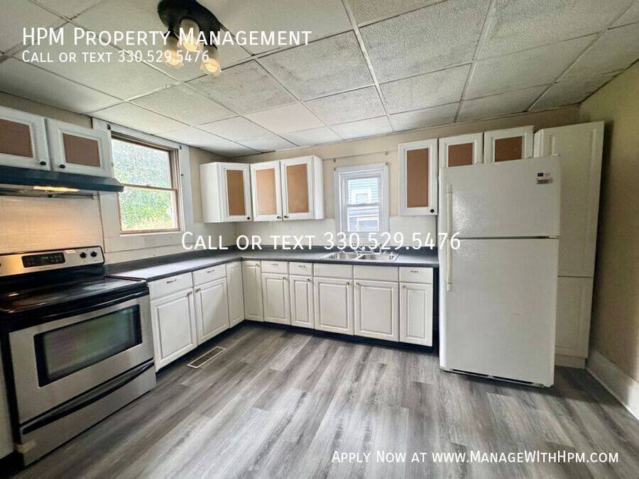 House for rent at 519 Green Ave SW, Massillon, OH 44647