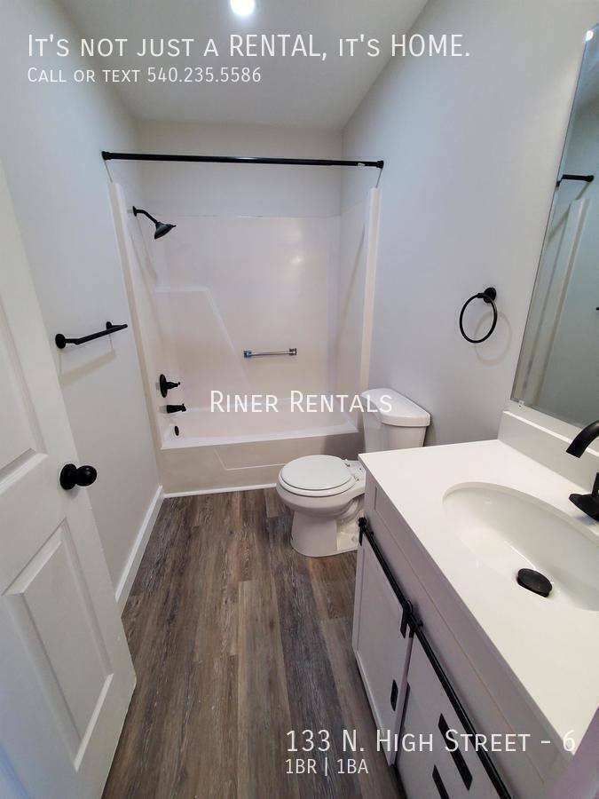 Apartment for rent at 133 N High St #6, Harrisonburg, VA 22802