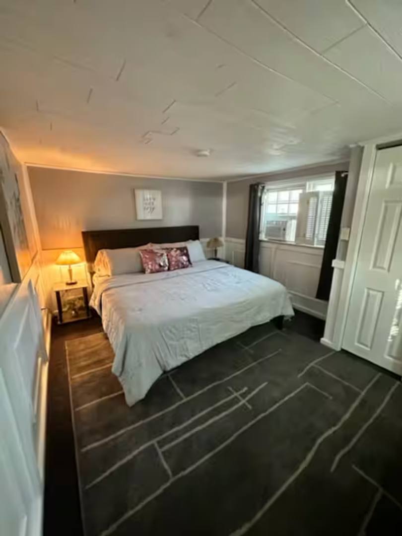 House for rent at 15 W Newport Rd, Lititz, PA 17543