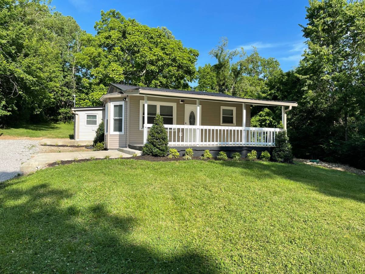 House for rent at 117 Clark Station Rd, Fisherville, KY 40023