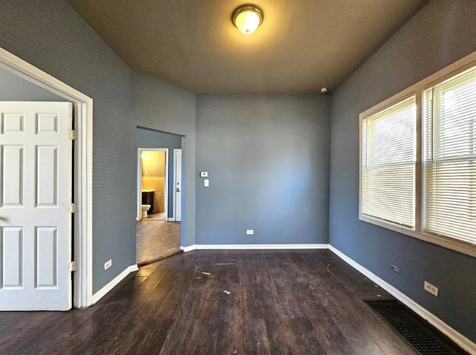 Apartment for rent at 12026 S Union Ave #1, Chicago, IL 60628