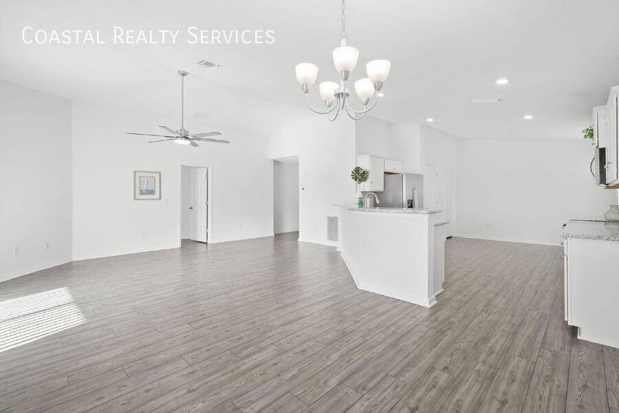 House for rent at 146 Old Canoe Lane, Freeport, FL 32439
