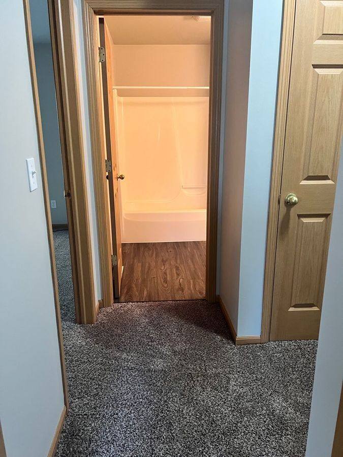 Townhouse for rent at 1701 Dainesway Dr, Valparaiso, IN 46383