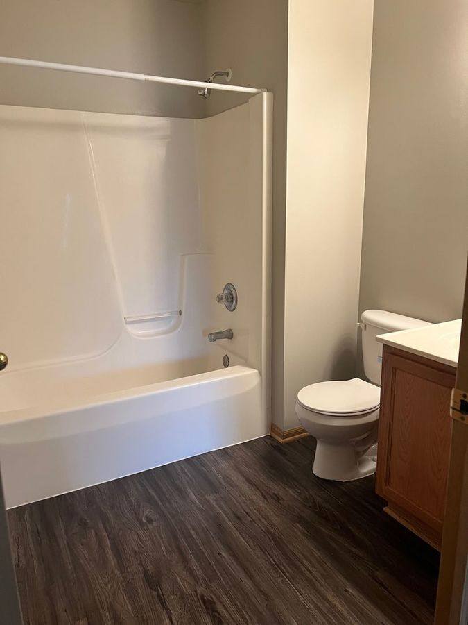 Townhouse for rent at 1701 Dainesway Dr, Valparaiso, IN 46383