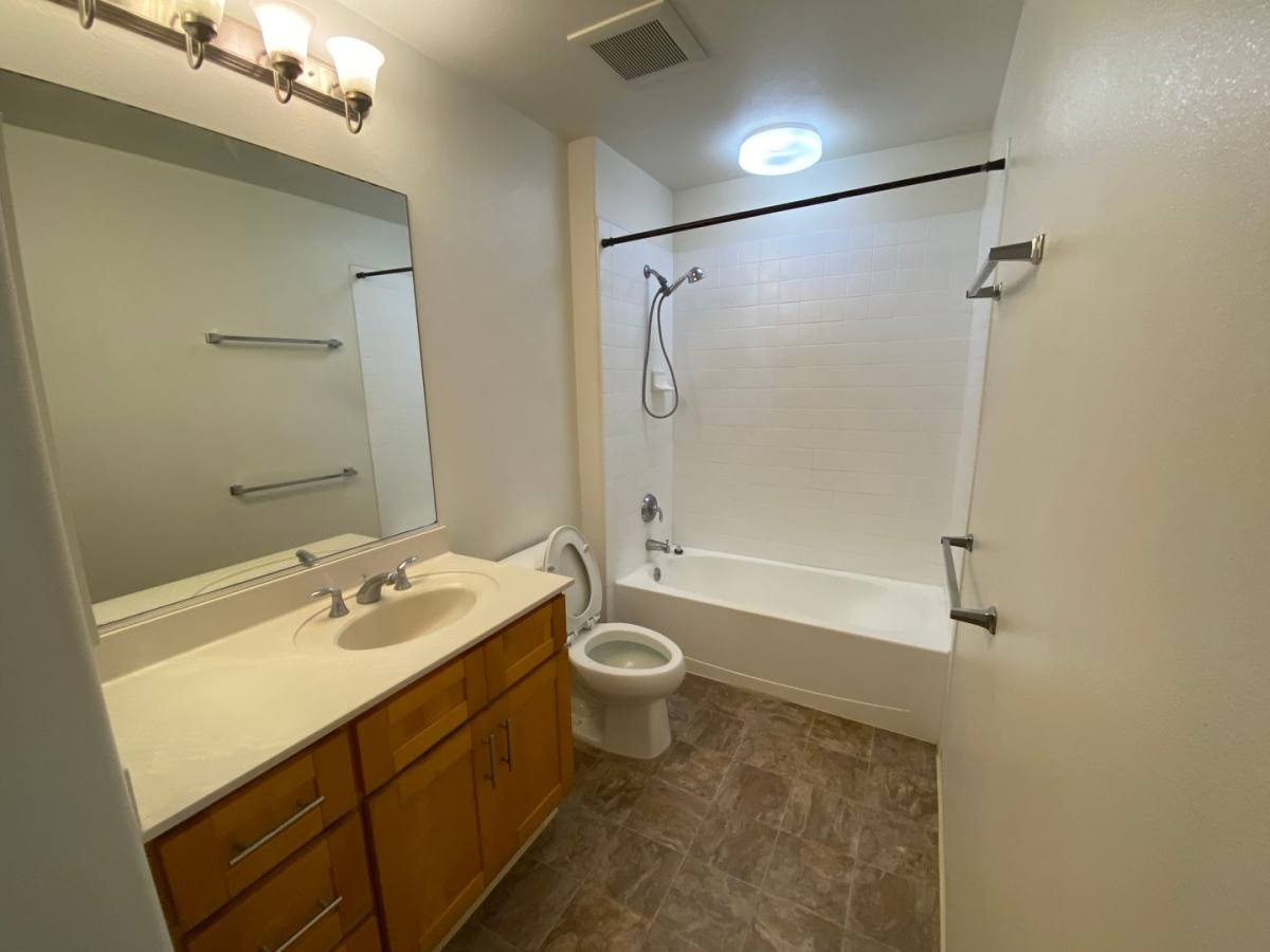 Townhouse for rent at 91-1009 Kamaaha Ave, Kapolei, HI 96707