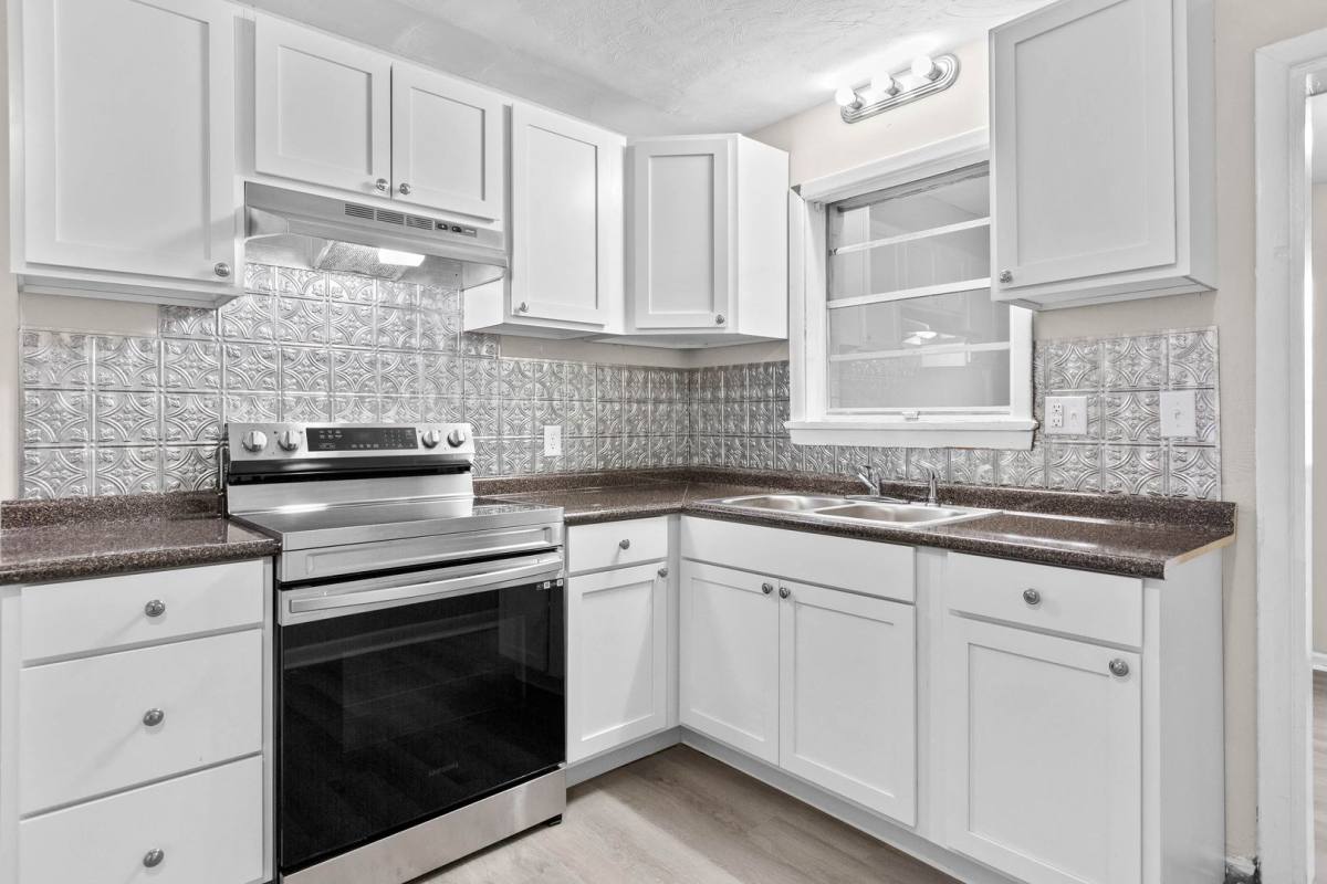 Apartment for rent at 500 Bethania Rural Hall Rd, Rural Hall, NC 27045