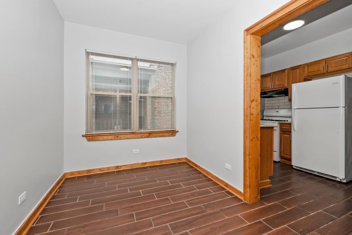 Apartment for rent at 6507 - 6519 S California, Chicago, IL 60629