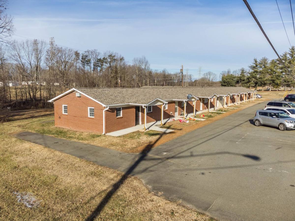 Apartment for rent at 500 Bethania Rural Hall Rd #103, Rural Hall, NC 27045