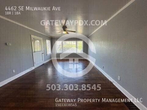 Apartment for rent at 4462 SE Milwaukie Ave, Portland, OR 97202