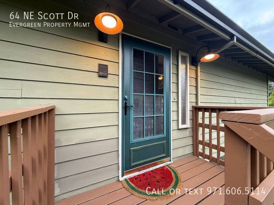 House for rent at 64 NE Scott Dr, Gresham, OR 97030