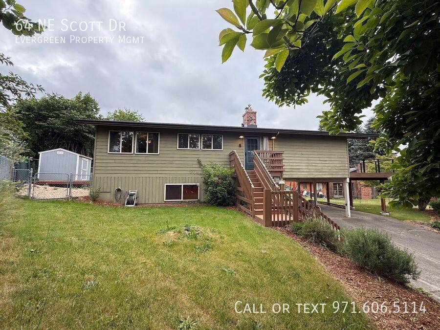 House for rent at 64 NE Scott Dr, Gresham, OR 97030