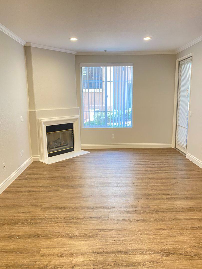 Condo for rent at 12360 Carmel Country Rd #B-108, San Diego, CA 92130