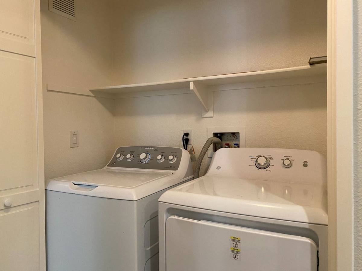 Condo for rent at 12360 Carmel Country Rd #B-108, San Diego, CA 92130