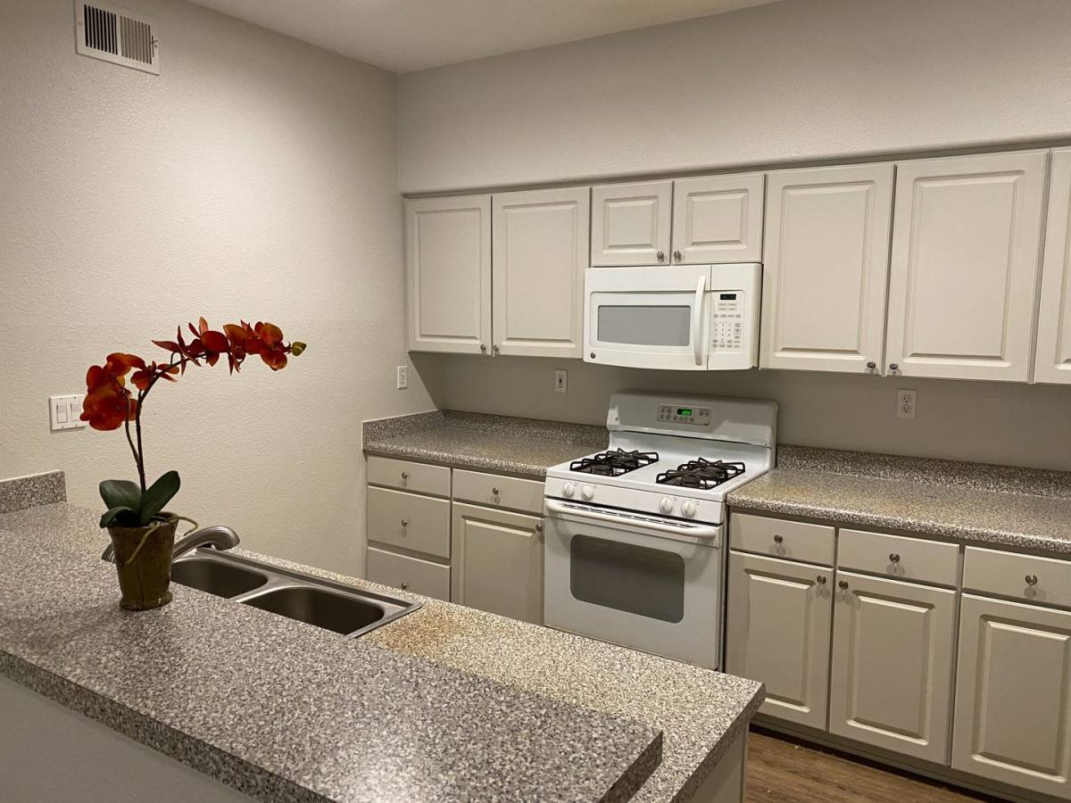 Condo for rent at 12360 Carmel Country Rd #B-108, San Diego, CA 92130