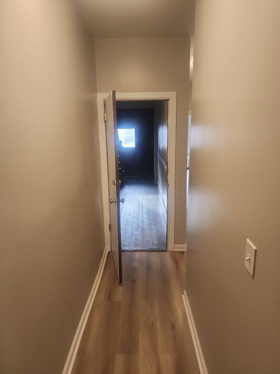 Apartment for rent at 38-40 Whitmore St, Hartford, CT 06114