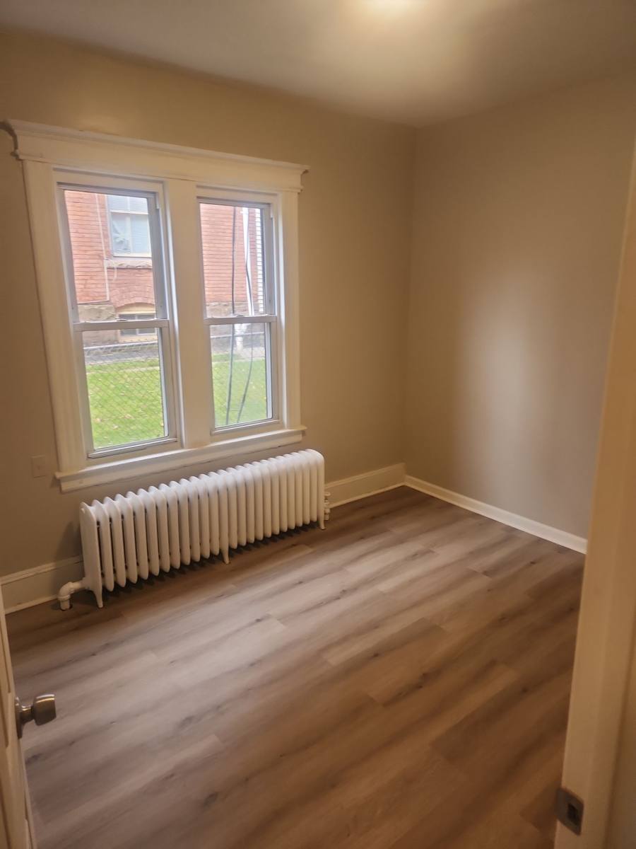 Apartment for rent at 38-40 Whitmore St, Hartford, CT 06114