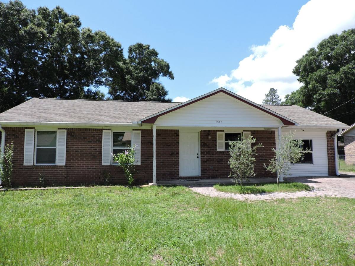 6537 Sinclair St, Milton, FL 32570 - House for Rent