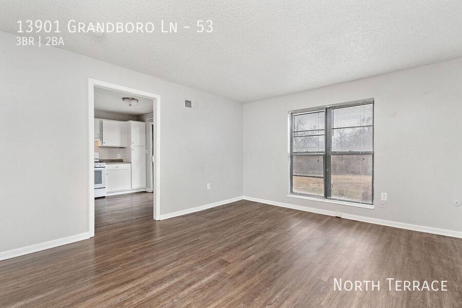 Apartment for rent at 13901 Grandboro Lane #53, Grandview, MO 64030