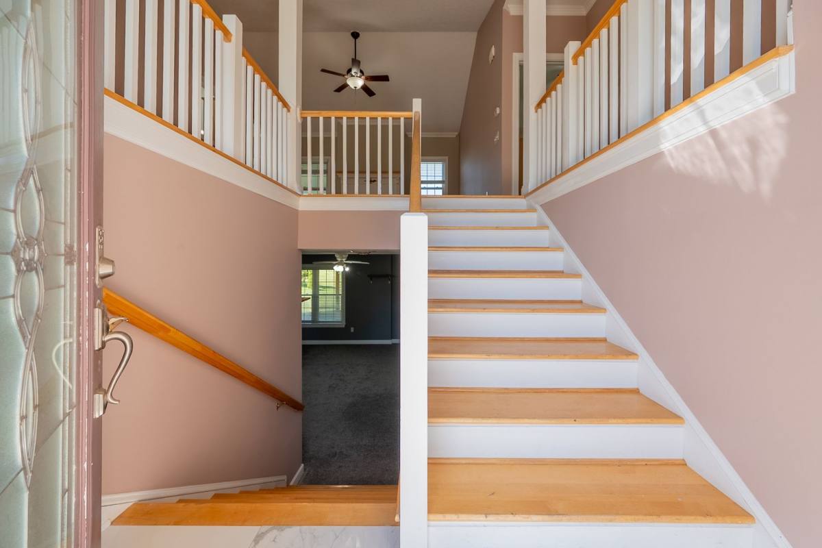 House for rent at 1701 Stratford View Dr, Blacksburg, VA 24060