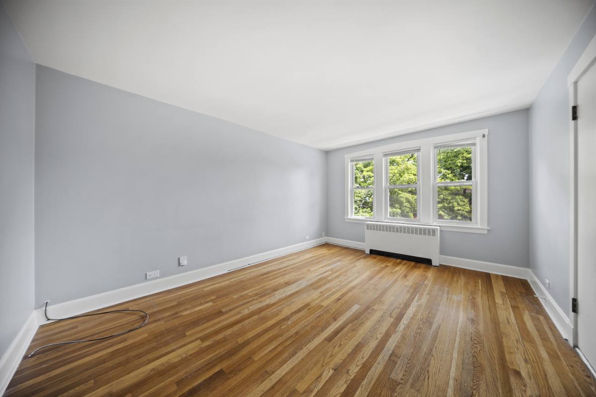 Apartment for rent at 1814 Elmwood Ave #2, Berwyn, IL 60402