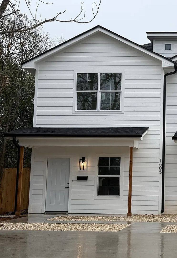 Townhouse for rent at 1605 Clark Ave #A, Waco, TX 76708