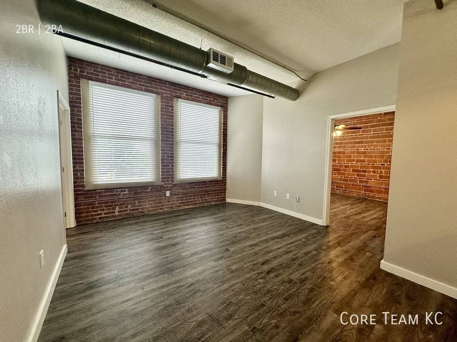 Apartment for rent at 920 Broadway Blvd #301, Kansas City, MO 64105