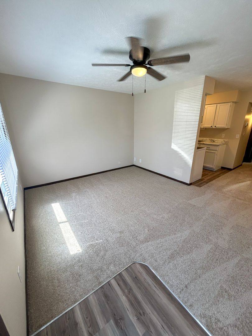 Apartment for rent at 5225 Cleveland Ave, Lincoln, NE 68504