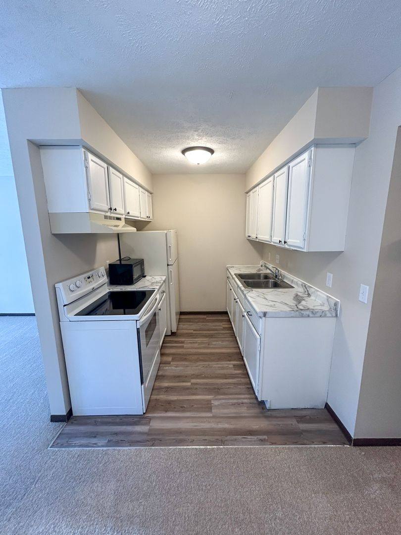 Apartment for rent at 5225 Cleveland Ave, Lincoln, NE 68504