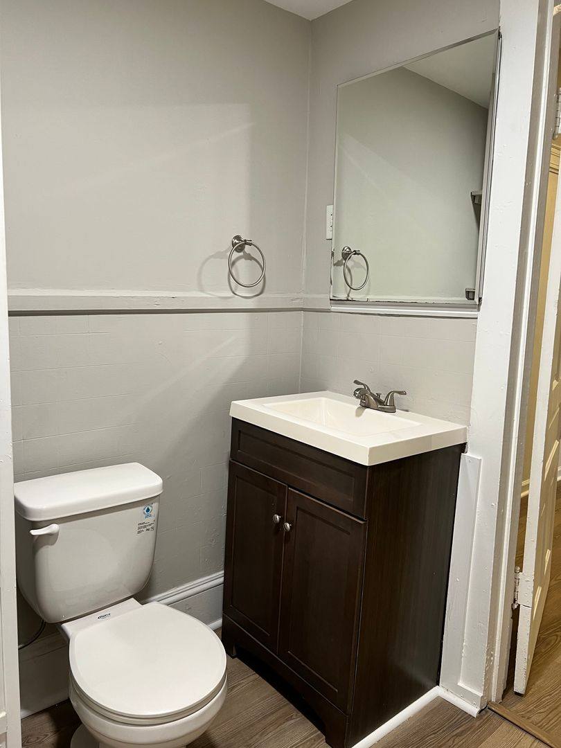 Apartment for rent at 317 S Maple Ave, Kenly, NC 27542