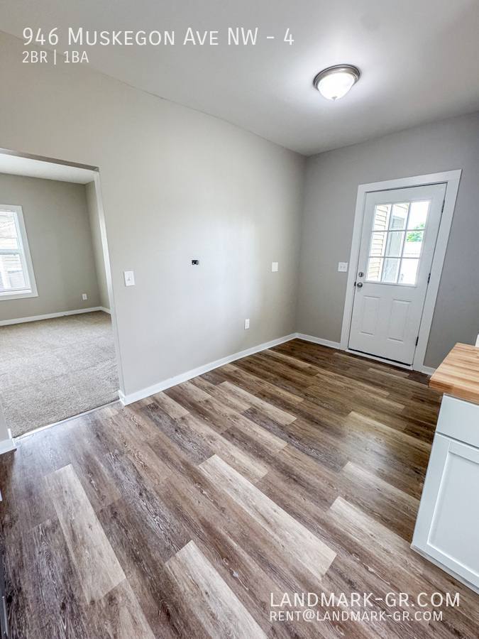 Apartment for rent at 946 Muskegon Ave NW #4, Grand Rapids, MI 49504