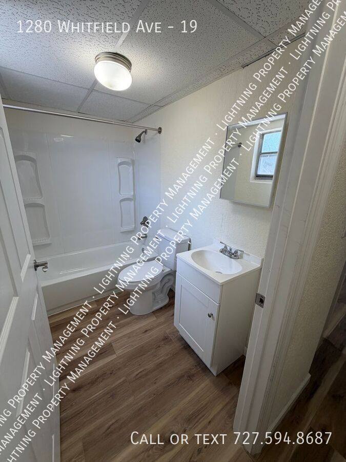Apartment for rent at 1280 Whitfield Ave #19, Sarasota, FL 34243