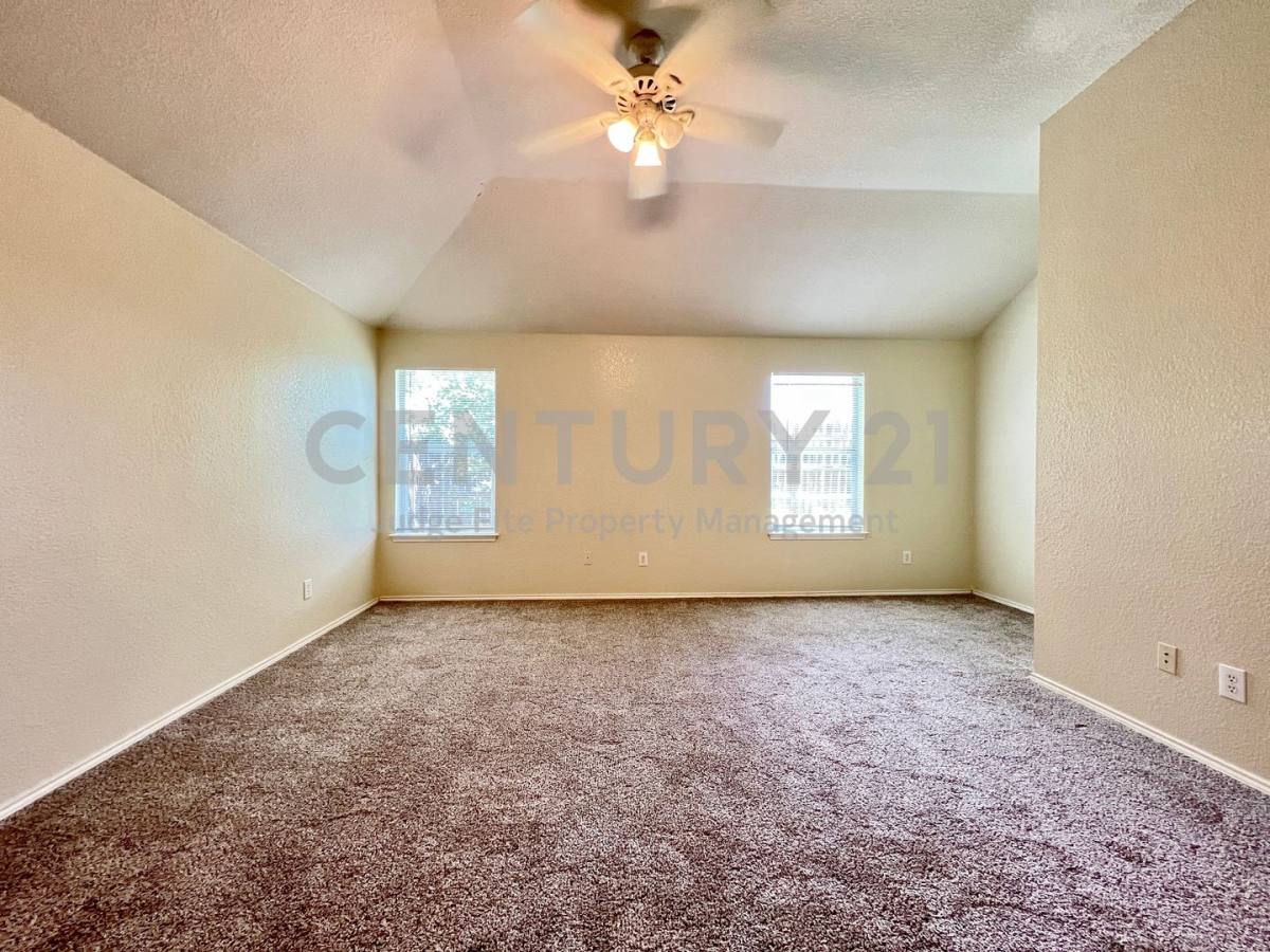 House for rent at 1103 Savage Dr, Denton, TX 76207