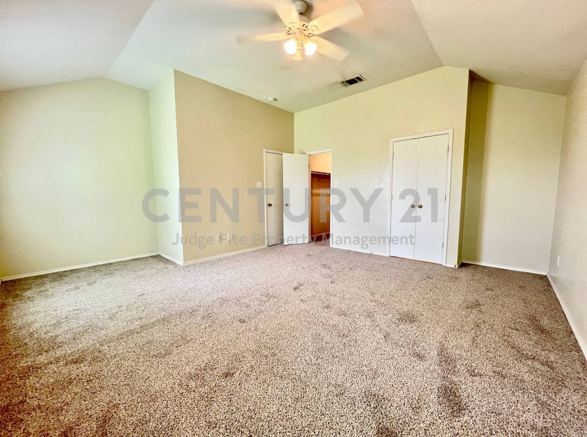 House for rent at 1103 Savage Dr, Denton, TX 76207