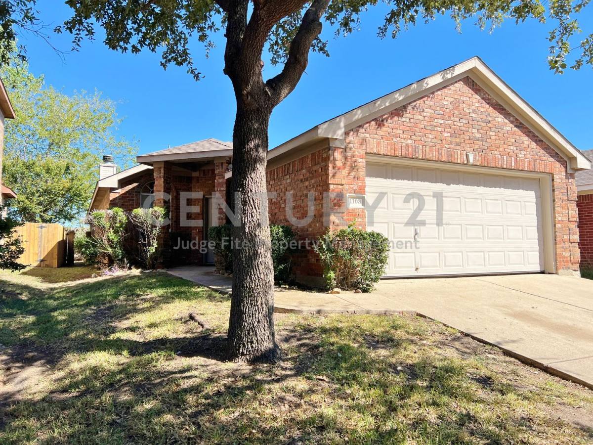House for rent at 1103 Savage Dr, Denton, TX 76207