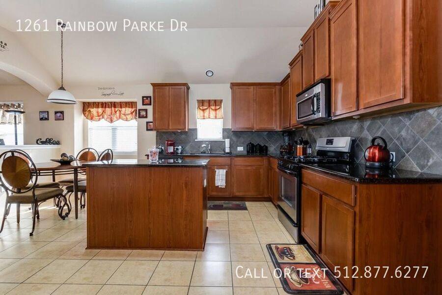 House for rent at 1261 Rainbow Parke Dr, Round Rock, TX 78665