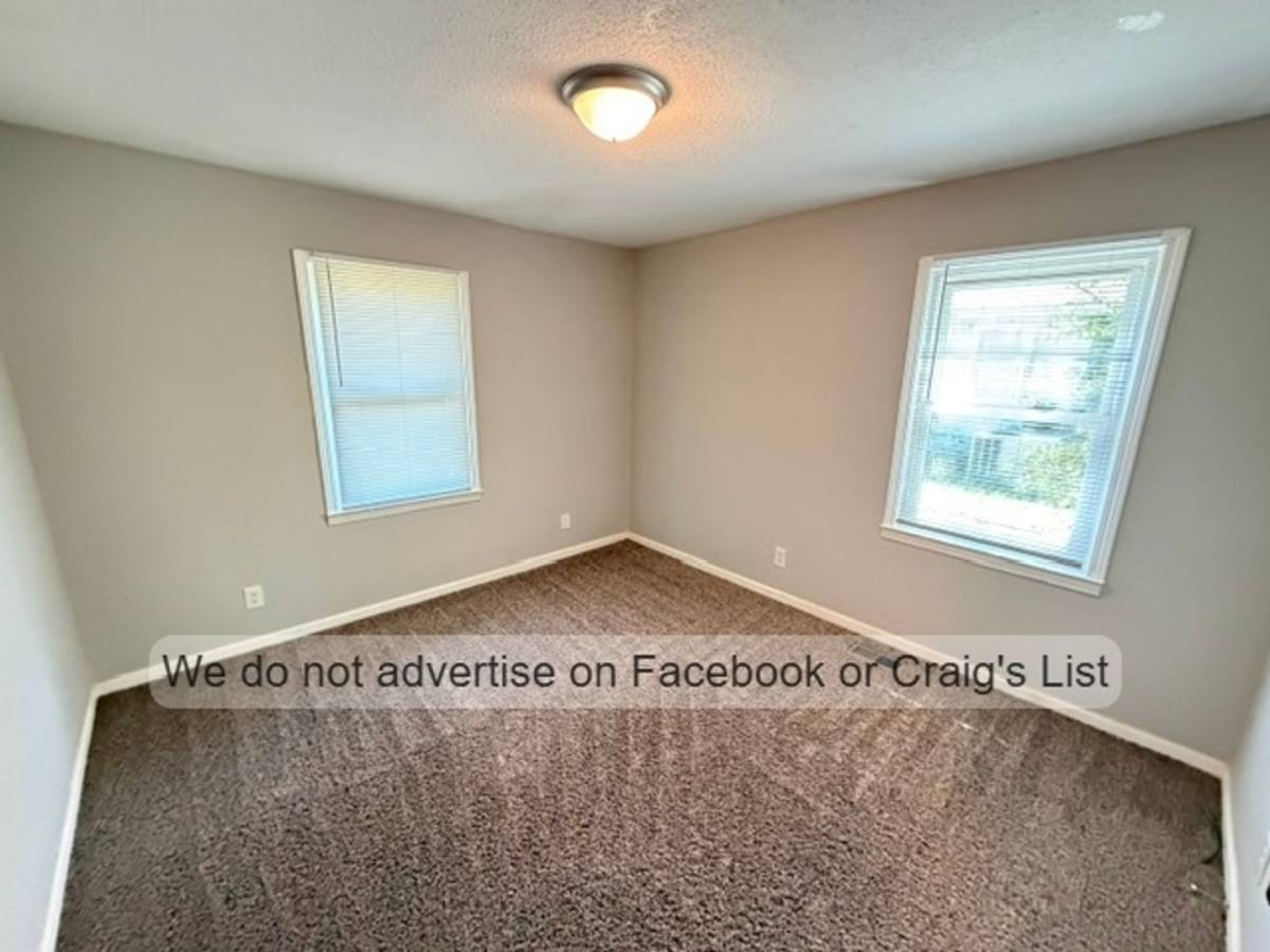 House for rent at 250 Autry St, Raeford, NC 28376