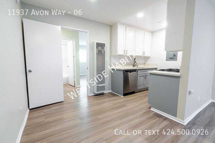 Apartment for rent at 11937 Avon Way #6, Los Angeles, CA 90066