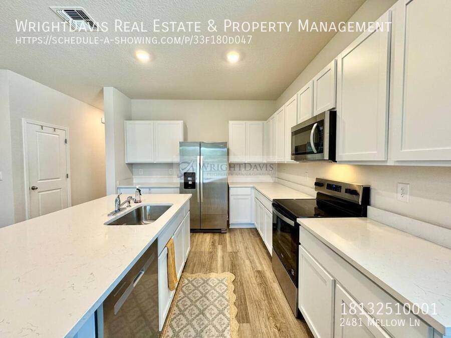 Townhouse for rent at 2481 Mellow Lane, Clearwater, FL 33764