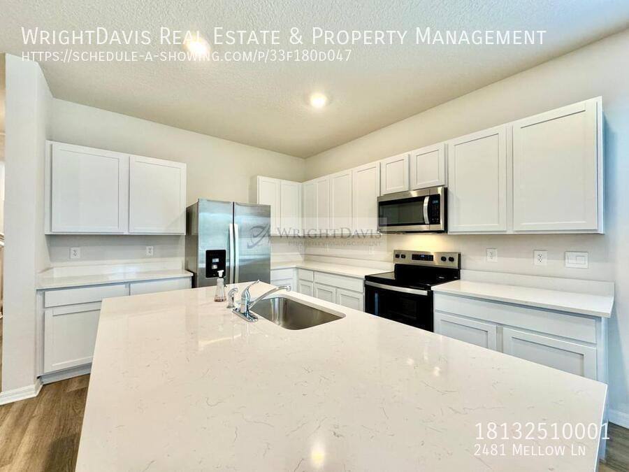 Townhouse for rent at 2481 Mellow Lane, Clearwater, FL 33764