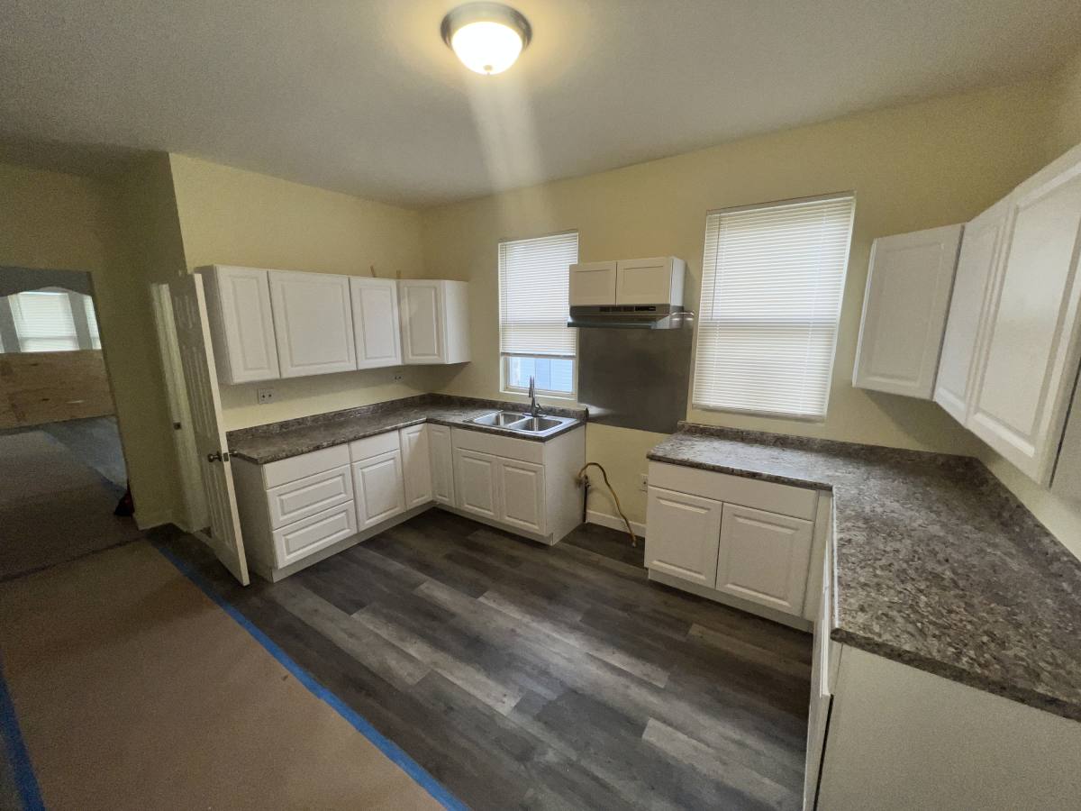 House for rent at 1233 W 71st Place, Chicago, IL 60636