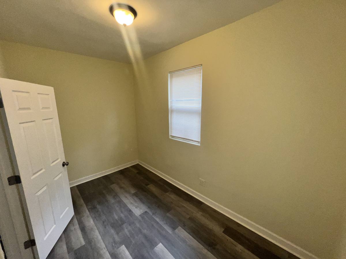 House for rent at 1233 W 71st Place, Chicago, IL 60636