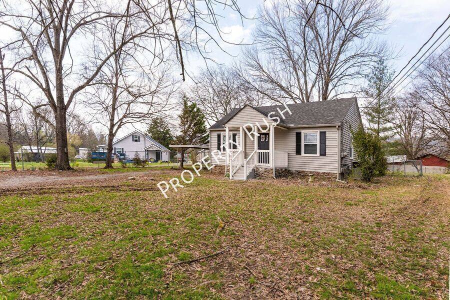 House for rent at 248 E Ave, Flintstone, GA 30725